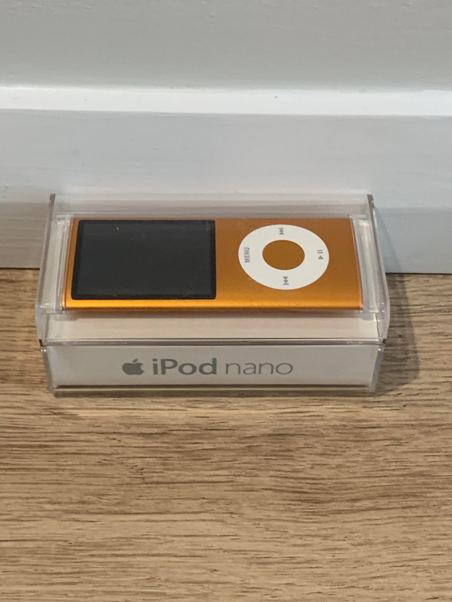 iPod Nano 4th Gen 8GB Sealed Unopened Original Unboxed Brand New - Orange